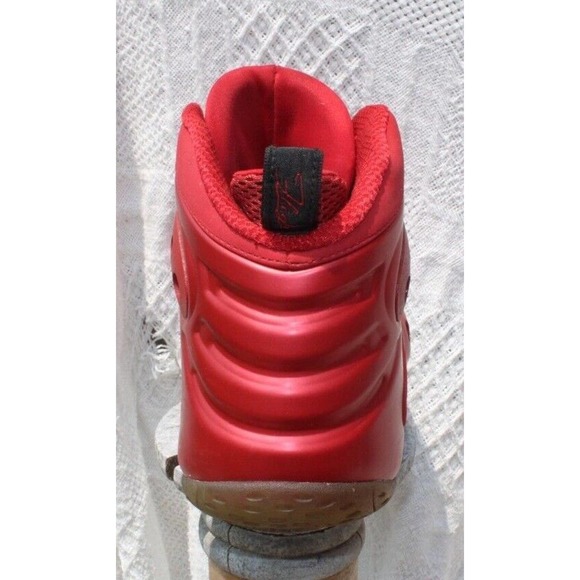 Size 12 - Nike Zoom Rookie Varsity Red 2012